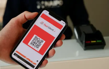 FastIdent on a smartphone Mockup showing FastIdent soluction on the smartphone